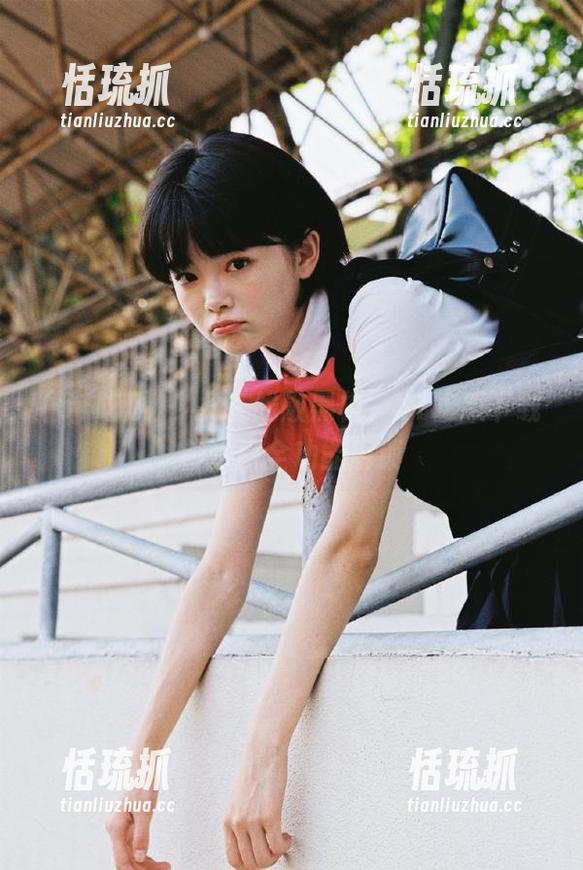 51吃瓜 少女在线敲黑板,51吃瓜下载传送门全功能解锁