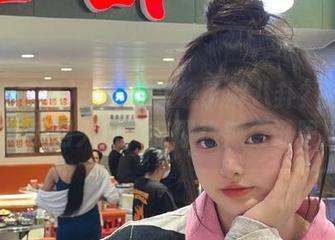 想吃瓜又想了解八卦？赶快下载51吃瓜网入口，获取热辣资讯跟风潮！