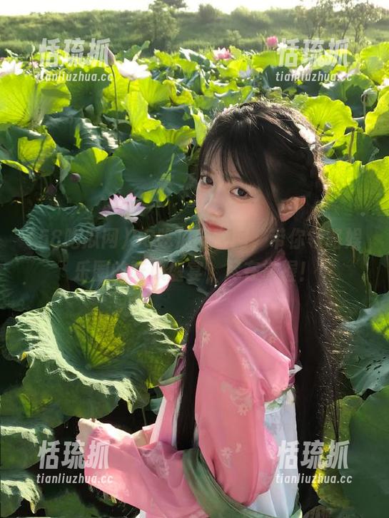 58吃瓜网 58吃瓜网官网,带你领略娱乐圈的吃瓜盛宴,尽在掌握!
