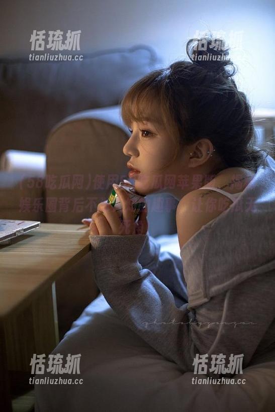 58吃瓜网 使用58吃瓜网苹果版,揭秘娱乐圈背后不为人知的趣事,让你吃瓜无死角!