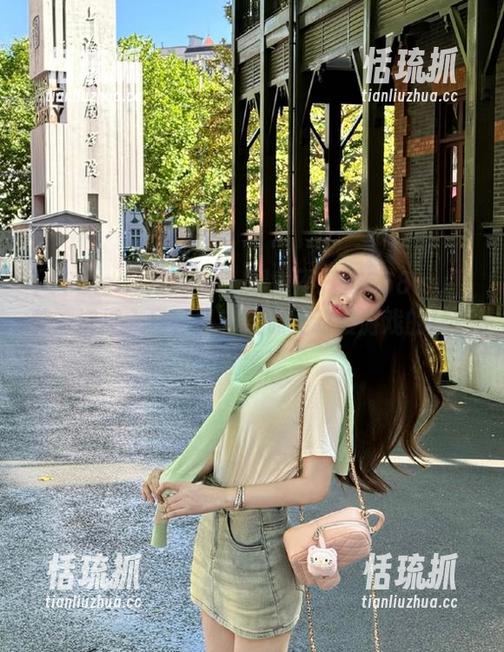 668.su 万篇长征-黑料不打烊668.su下载:透过入口,纵享吃瓜类动漫游戏的精彩故事!