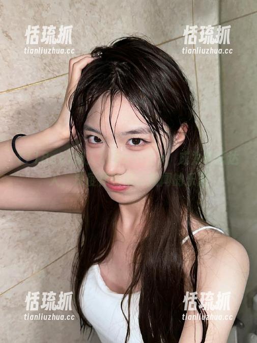 718sx 加入718sxapp,成为吃瓜达人,深度体验娱乐新闻的乐趣