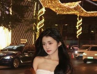 直达cgwios版，妹子帮你快速锁定热门吃瓜话题！