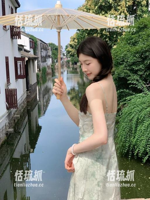 hlw 在线畅游吃瓜世界,“hlw”苹果版让你实时掌握八卦新闻动态!