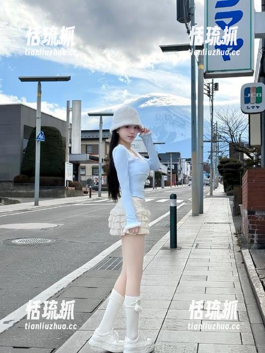 九一吃瓜 九一吃瓜网址为ios用户提供便捷动漫游戏线路,畅游无限乐趣!