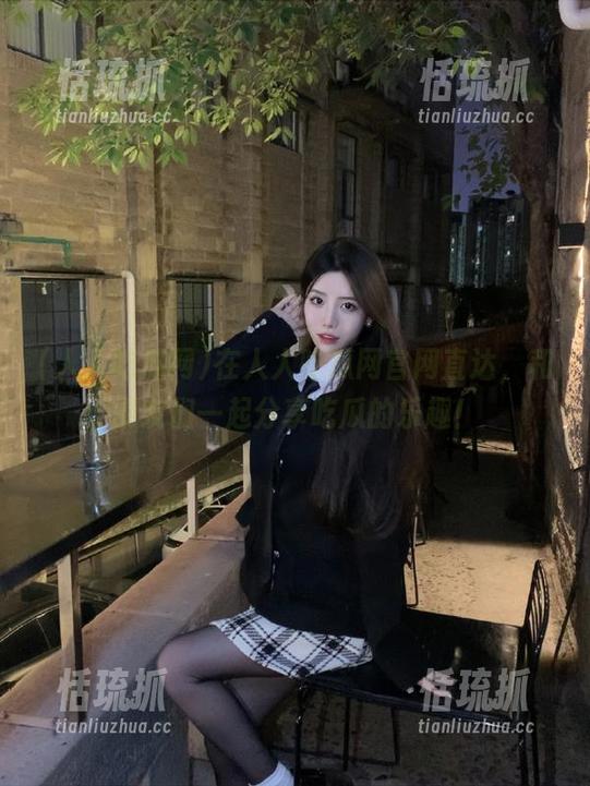 人人吃瓜网 在人人吃瓜网官网直达,和朋友们一起分享吃瓜的乐趣!