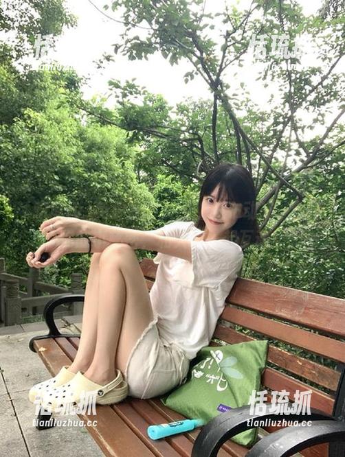 吃瓜tv 免费在吃瓜tv上发布动态,分享你的小秘密,和大家一起互动!