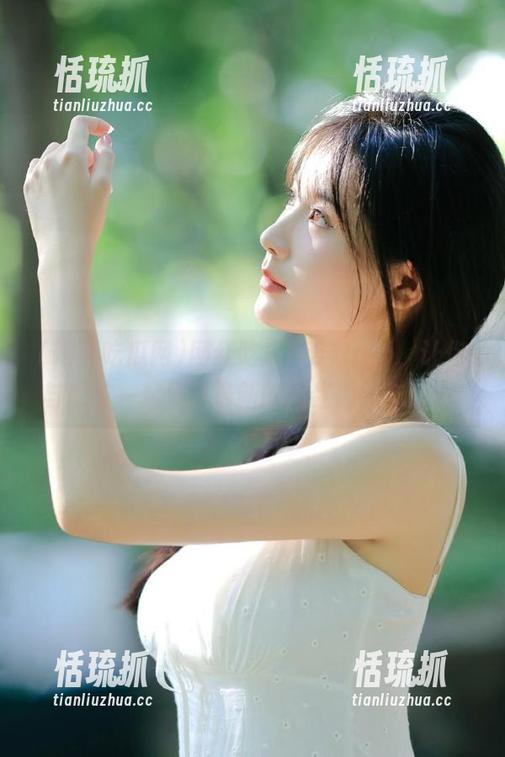 网红吃瓜网 网红吃瓜网51app,让你与朋友一起分享最新的网红趣事与瓜闻!