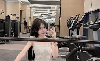 网红吃瓜网51：一场与美食同行的吃瓜线路