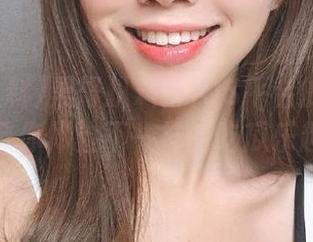 黑哥扒料：iOS平台的新入口，带你体验不一样的吃瓜乐趣！