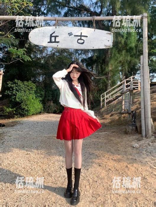 黑料不打烊 回家微博发起黑料不打烊最新话题,发布引发网友围观