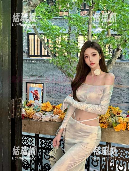 黑料不打烊 进入《黑料不打烊》,一窥吃瓜爆料背后的奇妙世界与真相!