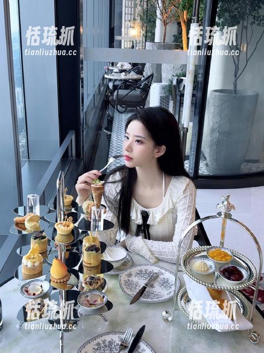 黑料不打烊 “黑料不打烊万篇长征视频观看”中的精彩片段,教你如何快速下载和进行收藏