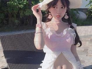 对话网友：如何看待zztt21.ccm黑料不打烊网页上的明星丑闻和吃瓜热潮？