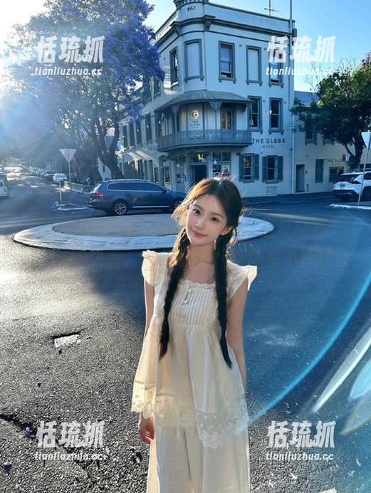 黑料不打烊 “黑料不打烊万里长征篇”最新iOS更新,助你掌握八卦热点不停歇!