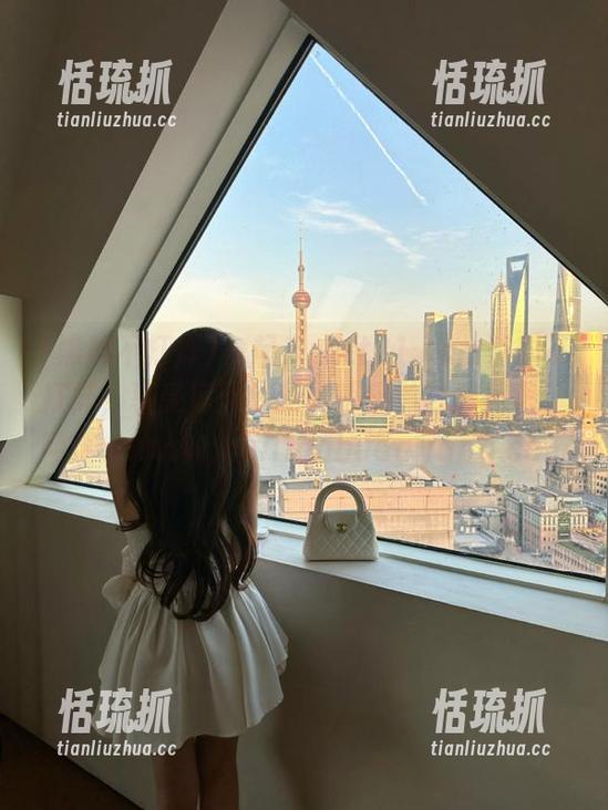 黑料不打烊 一起来zztt21.ccm黑料不打烊,享受每天的新鲜娱乐八卦盛宴吧!网址:www.heiliaobudayang.com