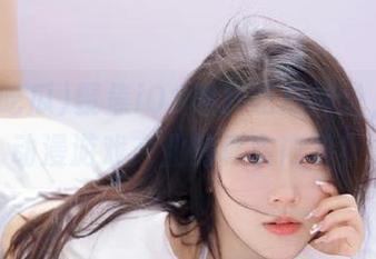 聚焦iOS黑料吃瓜网址，揭秘动漫游戏产业的真实内幕！