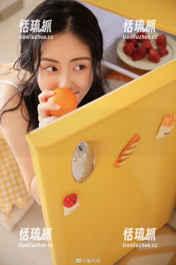 黑料正能量 学校视频大揭秘!“黑料正能量”app助你曝光隐藏的真实校园生活!