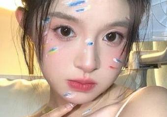 下载黑料社安装，收藏吃瓜秘闻，随时随地一手掌握