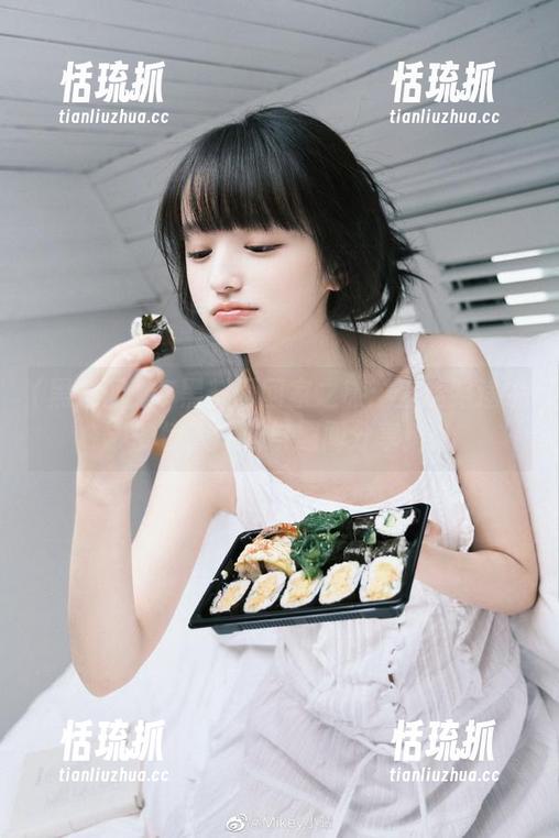 黑料网 17黑料网回家之旅:直达路途中的惊人爆料与趣闻分享!
